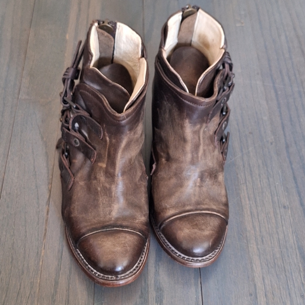 Freebird Circle Brown Leather Boots NWOT 8 - Picture 2 of 11